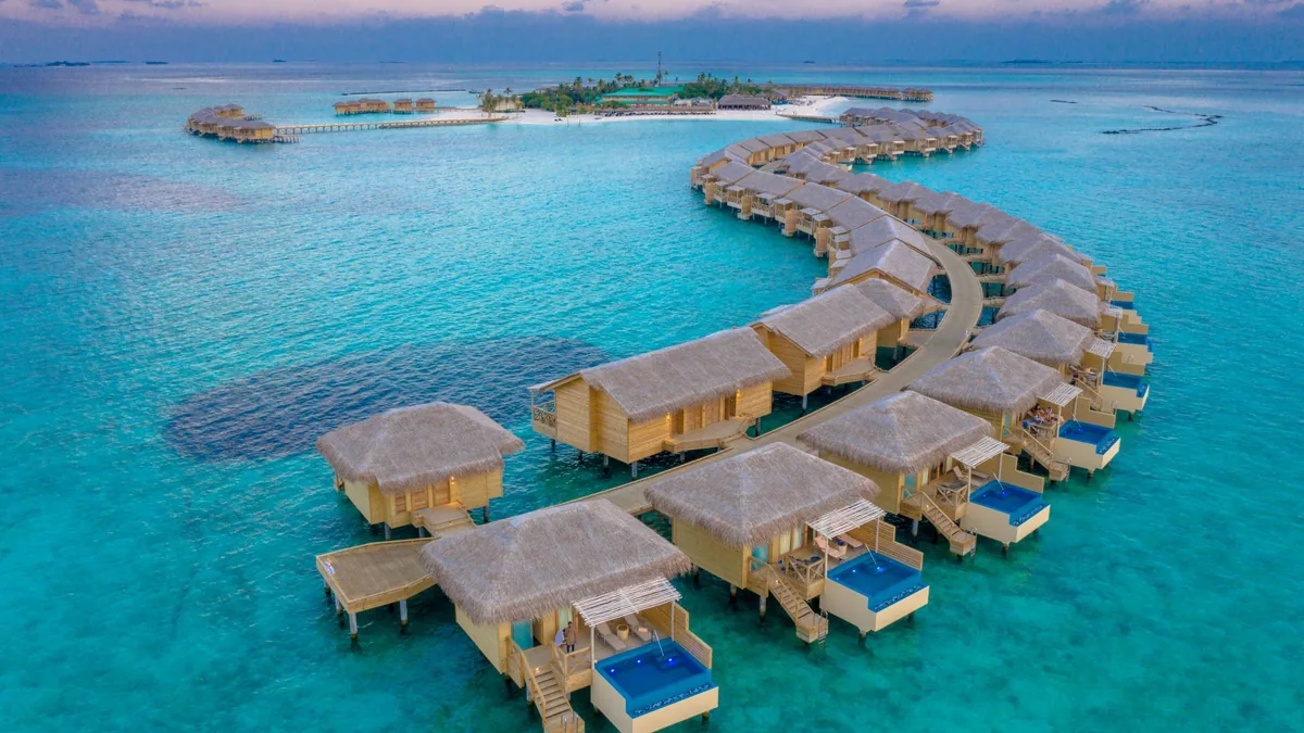 Maldives Honeymoon Guide: Overwater Villas & Romantic Escapes